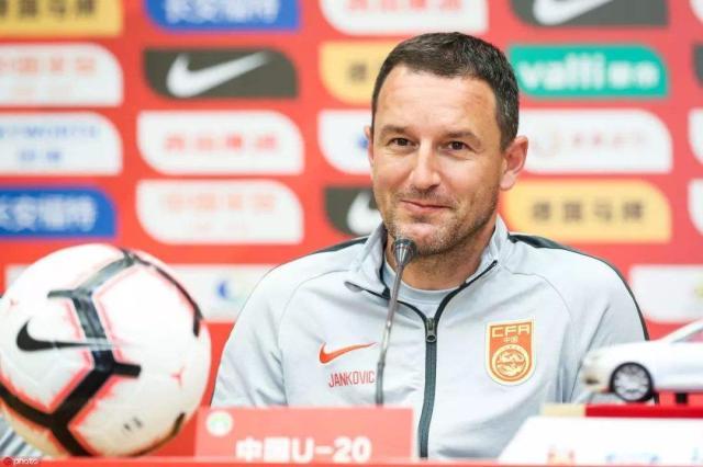 球速体育网页版-U23国家队全勤报到“严令”照旧 主帅期盼2后防援兵