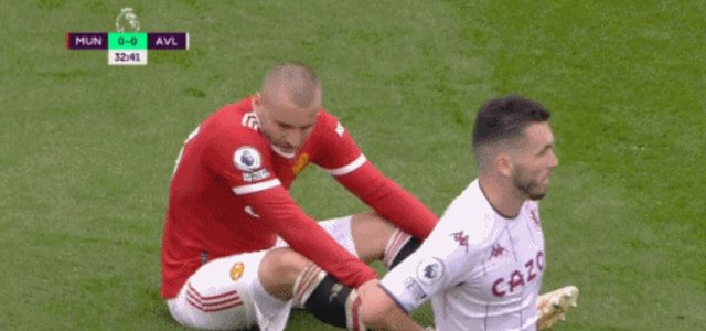 1632572985954082030.gif 4.gif