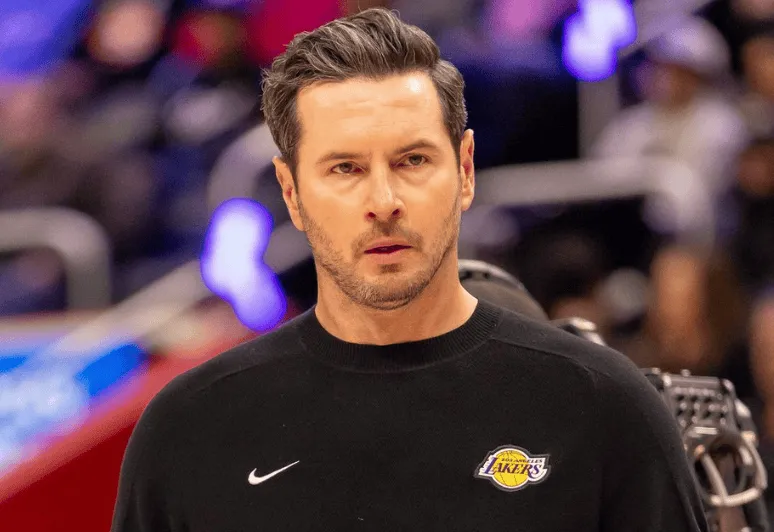 湖人今日收割多项纪录：詹姆斯胜场第1，东契奇15000分等