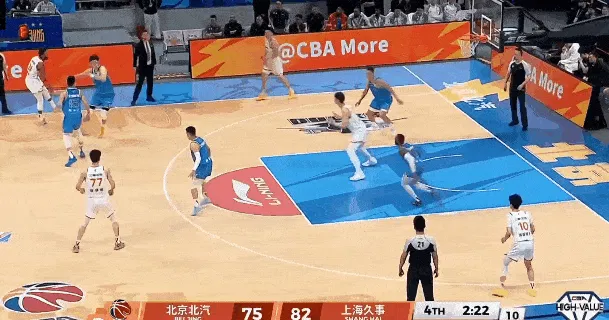 球速游戏娱乐-弗格三分12中9砍下36分，王哲林再打进拿到22分领先北京9分
